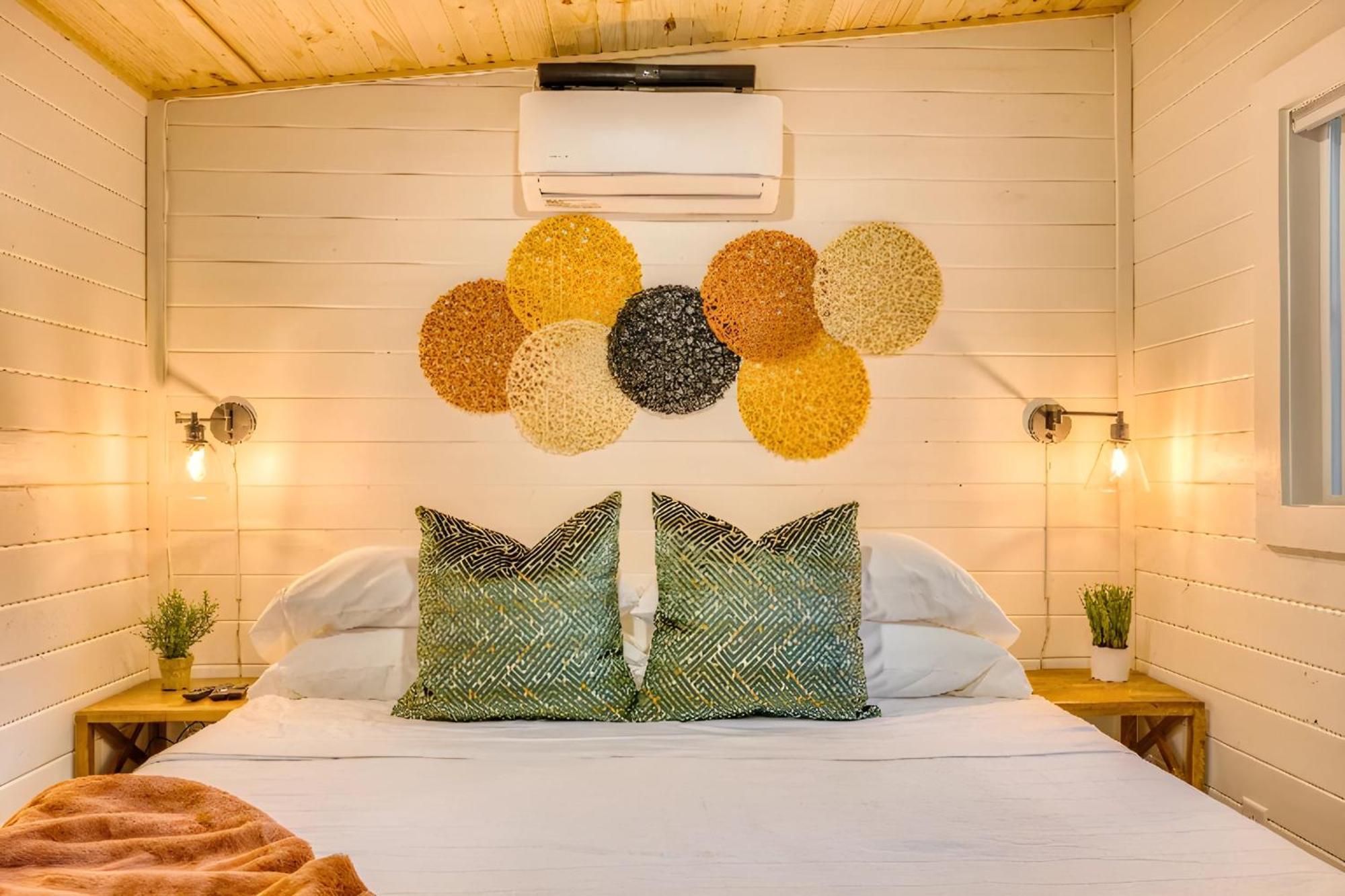 Couples Retreat: King Bed:Hot Tub:Firepit & More บลูริดจ์ ภายนอก รูปภาพ